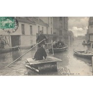 Paris - Inondations de Janvier 1910 - La Rue de Javel